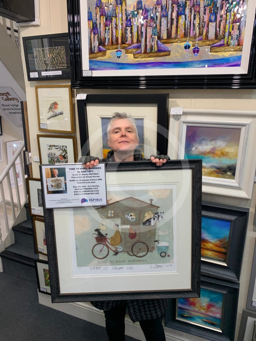 Mrs B modelling Edition 2 Remarque, framed, for PAPYRUS