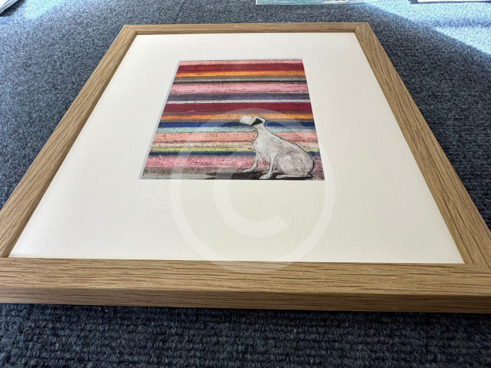 Framed in Oak, Close up of frame depth